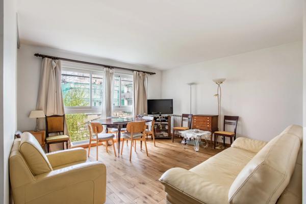 Appartement Paris 17e - DESCOMBES