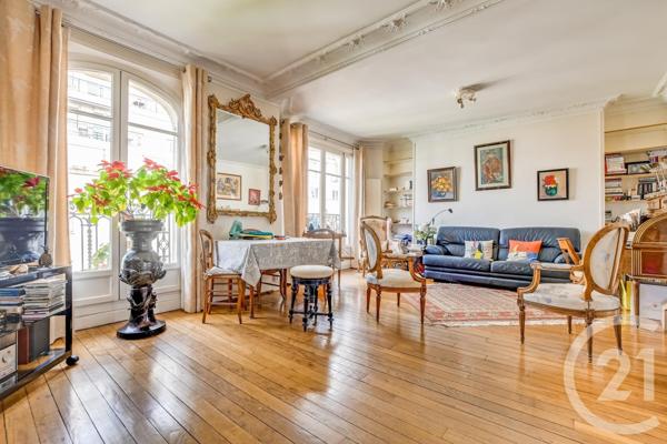 Appartement F2 à vendre  3 pièces - 62,20 m2 PARIS - 75015