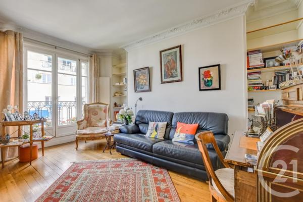 Appartement F2 à vendre  3 pièces - 62,20 m2 PARIS - 75015