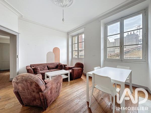 Location appartement 2 pièces 46 m² Bordeaux