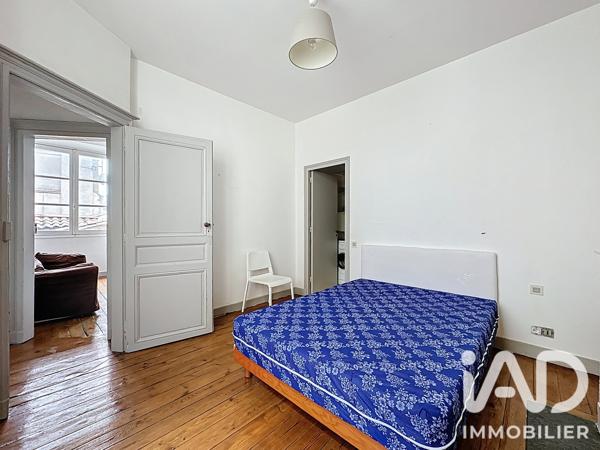 Location appartement 2 pièces 46 m² Bordeaux