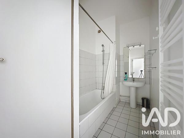 Location appartement 2 pièces 46 m² Bordeaux