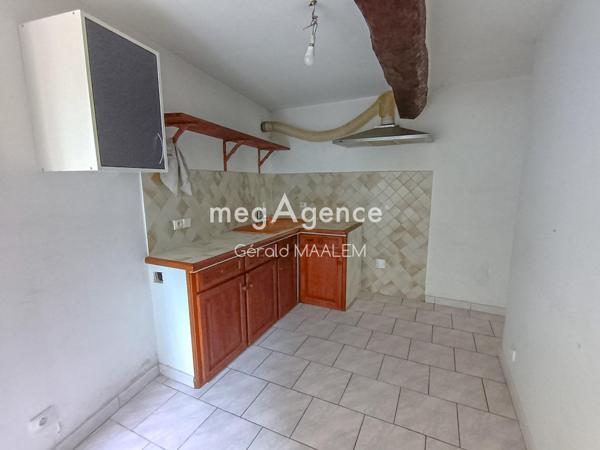 Maison à LA GARDE-FREINET, 83680 - 7 pièces 130m²