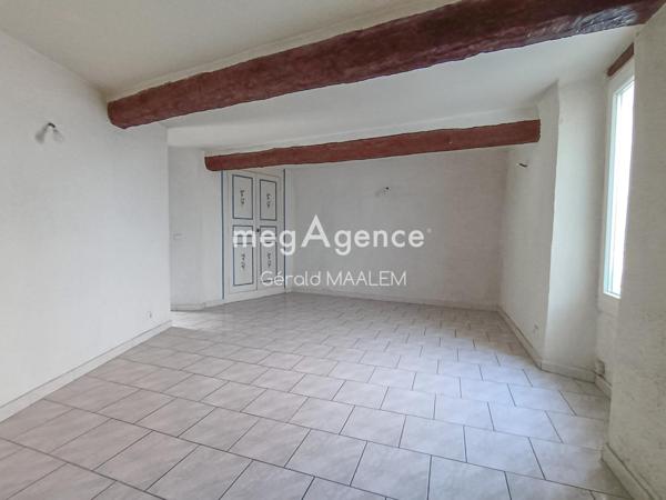 Maison à LA GARDE-FREINET, 83680 - 7 pièces 130m²