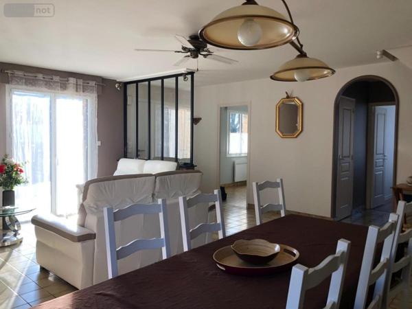 Maison à vendre à Châteaugiron en Ille-et-Vilaine (35410), ref : 35024-1197