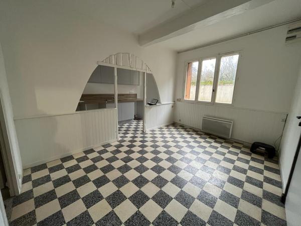 Appartement T3 centre Bessieres