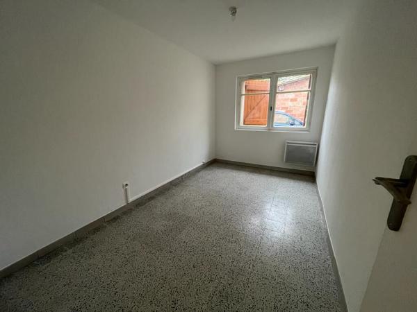 Appartement T3 centre Bessieres