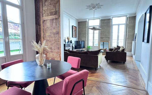 Appartement à vendre    3 pièces • 87 m2 Romans-sur-Isère