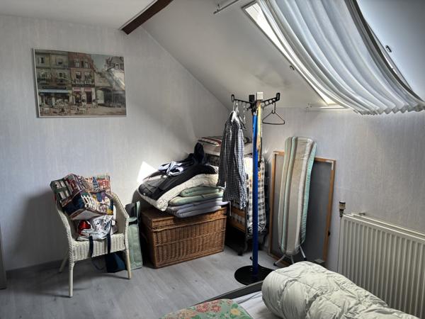 VENDU - Saint-Maur - Propriété de charme sur un terrain de 5623 m² avec vue imprenable et détails authent Saint-Maur (18270)