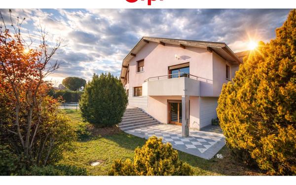 Maison à vendre    6 pièces • 188 m2 Vétraz-Monthoux