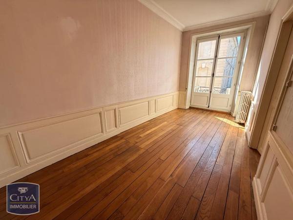 Appartement à louer 5 pièces 85.28m² Nancy (54000)