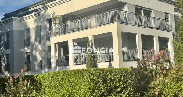 Location Appartement 4 pièces 130 m² - ÉCully 69130