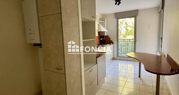 Location Appartement 4 pièces 130 m² - ÉCully 69130
