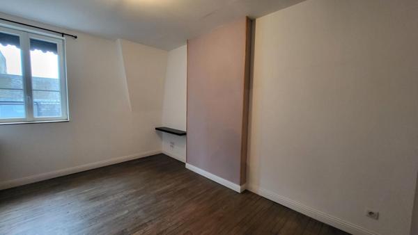 BELLE MAISON BOURGEOISE DE CARACTERE CENTRE VILLE