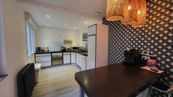 BELLE MAISON BOURGEOISE DE CARACTERE CENTRE VILLE