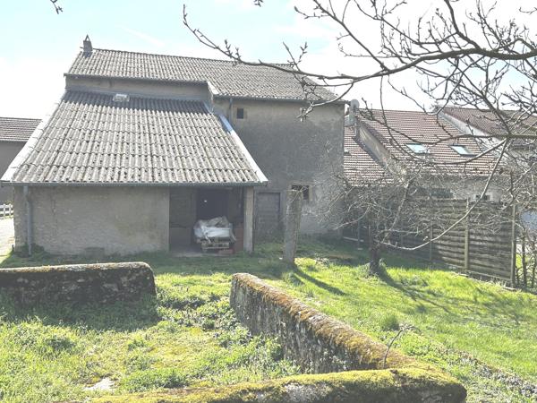 GRANDE MAISON A RENOVER