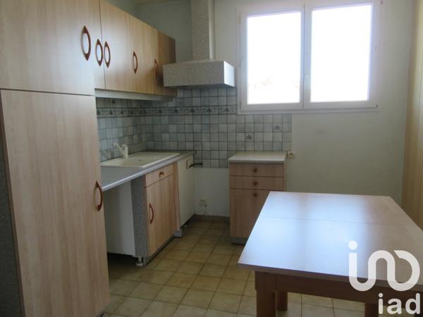 Maison 5 pièces de 90 m² à Bressuire (79300)