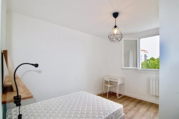 La Doua – Tonkin - T4 traversant de 65 m² avec balcon de 10 m² plein sud – DPE C