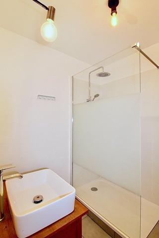 La Doua – Tonkin - T4 traversant de 65 m² avec balcon de 10 m² plein sud – DPE C