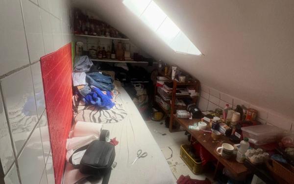 Appartement à vendre    1 pièce •  Paris 18