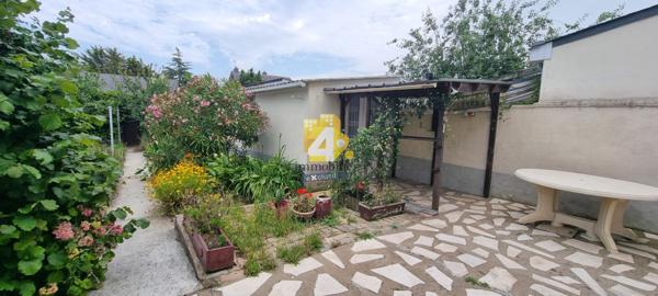 Maison - 4 pièces - 75 m²