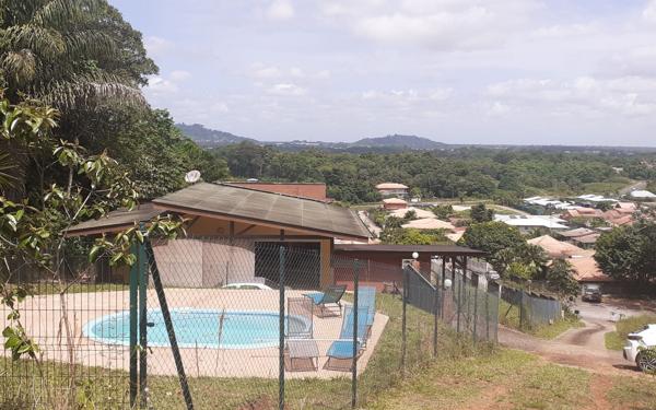 Maison à vendre    6 pièces •  Remire-Montjoly