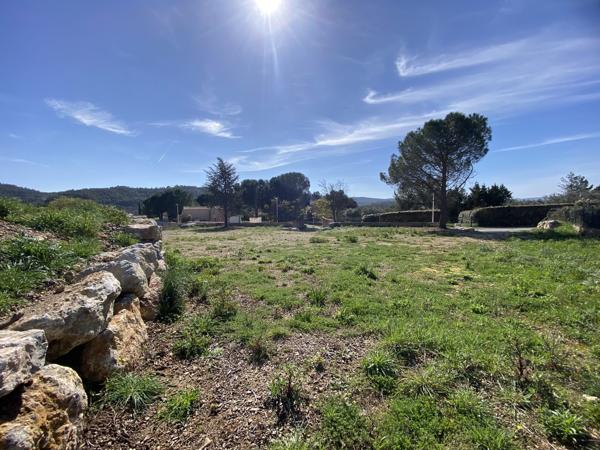 À vendre - Terrain projet construction 588 m² situé à Cessenon-sur-Orb (34460)