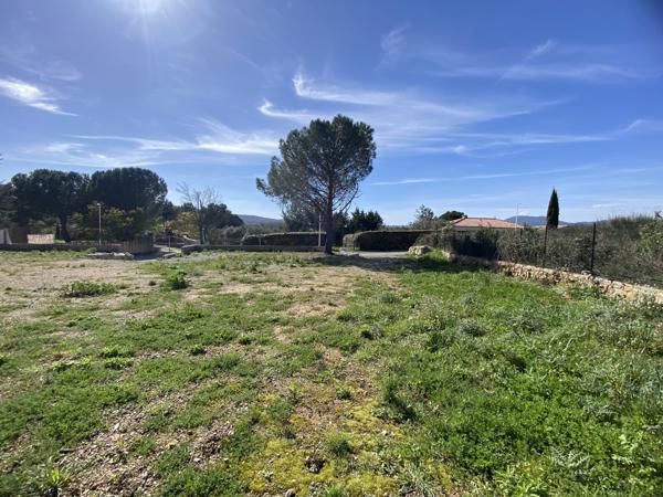À vendre - Terrain projet construction 588 m² situé à Cessenon-sur-Orb (34460)