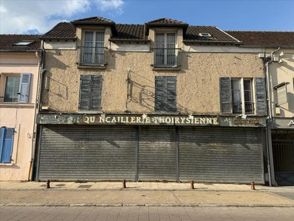 Immeuble à vendre |  Thoiry |  710 m²
