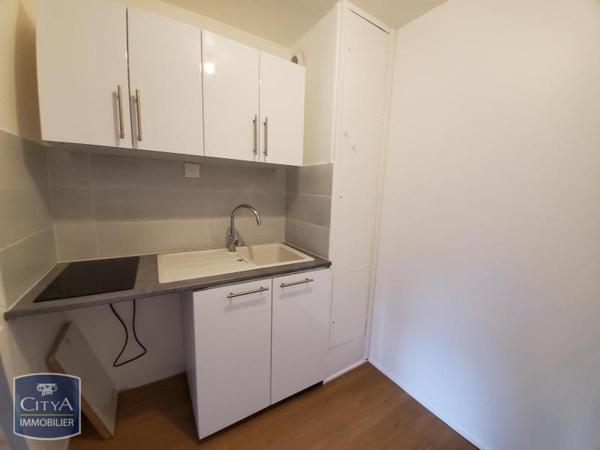 Appartement à louer 2 pièces 45.69m² Rouen (76000)