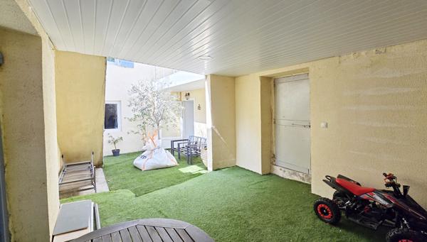 Maison de village avec extérieur et dépendance, coup de coeur de Mallemort