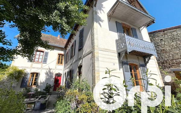 Maison à vendre    8 pièces • 296 m2 Lezoux