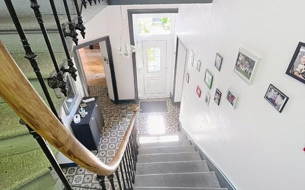 Maison à vendre    8 pièces • 296 m2 Lezoux