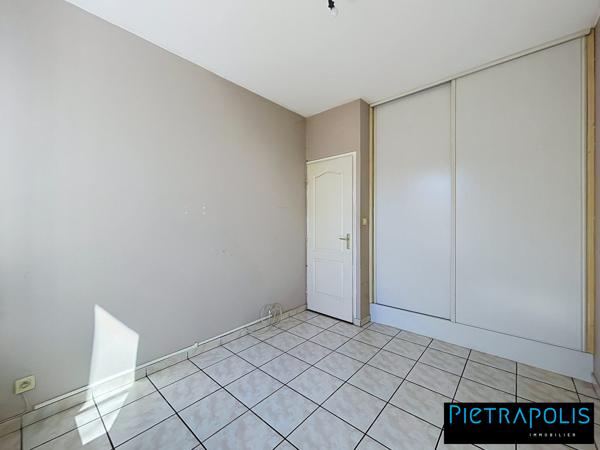 Rare MAISON de ville T3 d'env. 53m² GRATTE-CIEL