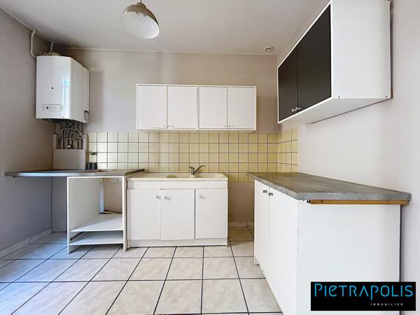 Rare MAISON de ville T3 d'env. 53m² GRATTE-CIEL