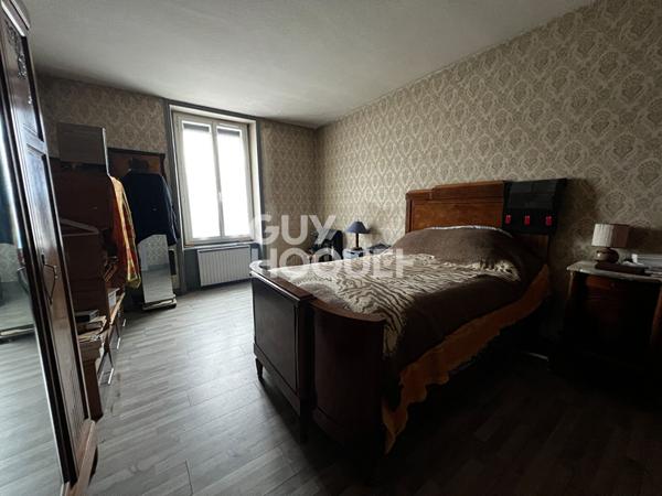 Maison de caractère au coeur de Balbigny de 150 m²