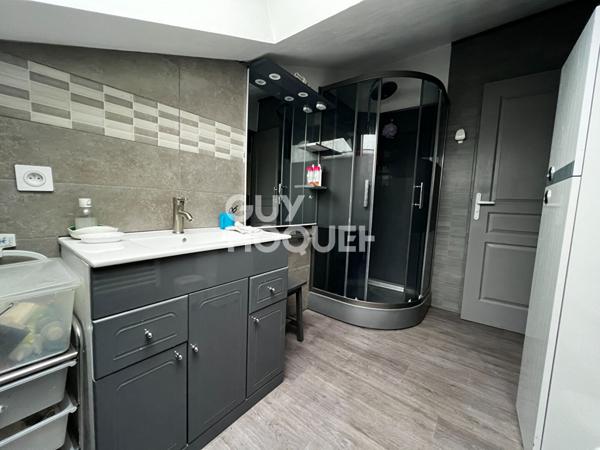 Maison de caractère au coeur de Balbigny de 150 m²