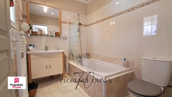 TREBES Villa d'exception avec appartement indépendant, piscine et parc arboré de 2 065 m²