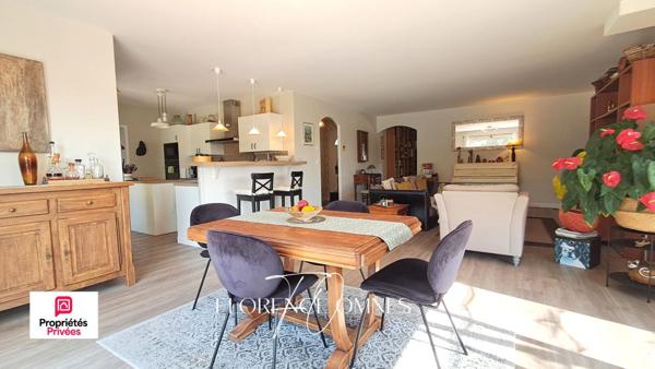 TREBES Villa d'exception avec appartement indépendant, piscine et parc arboré de 2 065 m²