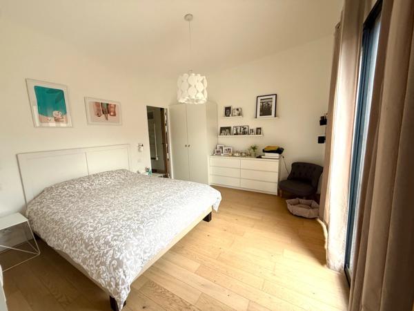 Bien rare à la vente!