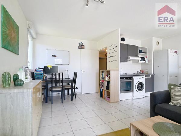 MARSEILLE 9EME - APPARTEMENT T2 - DERNIER ETAGE LUMINEUX ET CALME - QUARTIER DROMEL