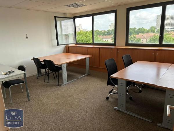 Local professionnel à louer 29m² Toulouse (31100)