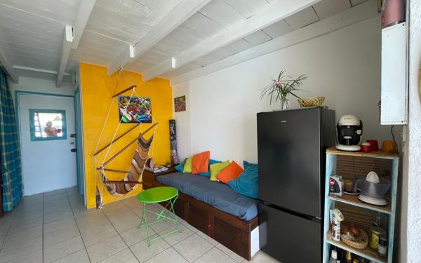 Appartement à vendre    2 pièces • 33,81 m2 Saint-François