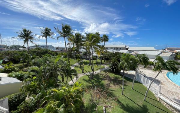 Appartement à vendre    2 pièces • 33,81 m2 Saint-François