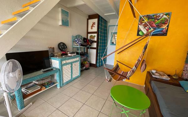 Appartement à vendre    2 pièces • 33,81 m2 Saint-François