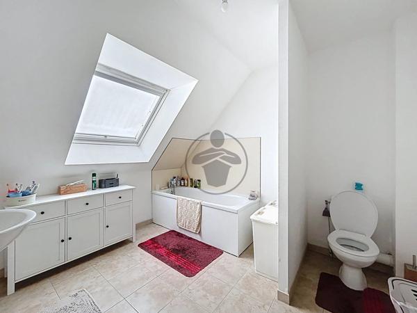 Vente Maison 8 pièces 163 m2 à Homblières