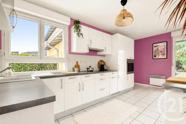 Maison à vendre  5 pièces - 108 m 2   LAUNAGUET  - 31