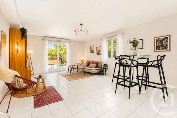 Maison à vendre  5 pièces - 108 m 2   LAUNAGUET  - 31