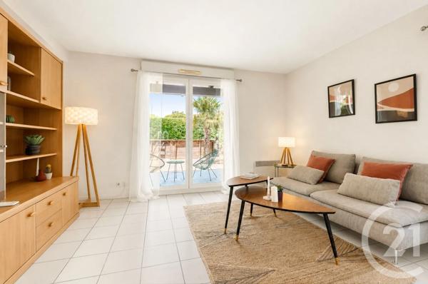 Maison à vendre  5 pièces - 108 m 2   LAUNAGUET  - 31