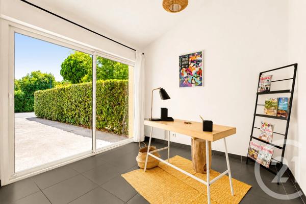 Maison à vendre  5 pièces - 108 m 2   LAUNAGUET  - 31